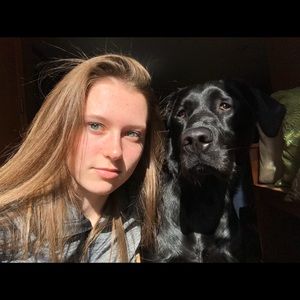 Meet your Posher, Ella